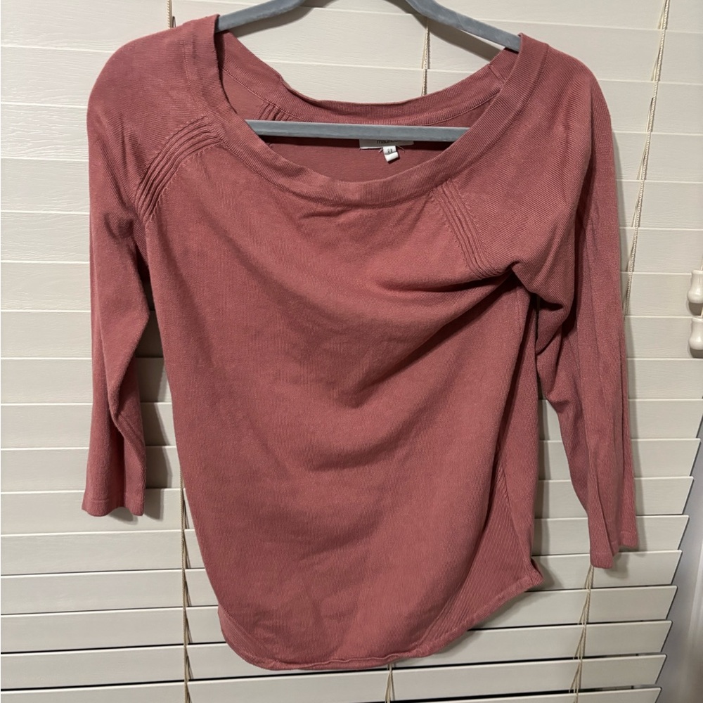 L pink dress sweater